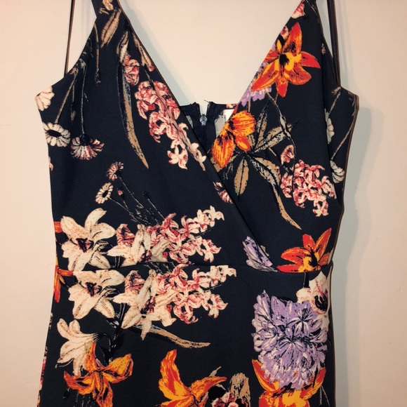 Floral Blue Bodycon Dress - Picture 2 of 6